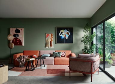 Warm minimalist living room inspiration